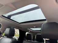 2017 Land Rover Discovery SE