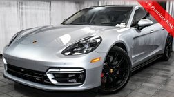 2023 Porsche Panamera GTS