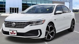 2022 Volkswagen Passat R-Line