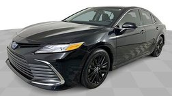 2022 Toyota Camry Hybrid XLE