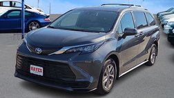 2025 Toyota Sienna LE 8-Passenger