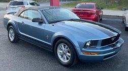 2005 Ford Mustang V6 Deluxe