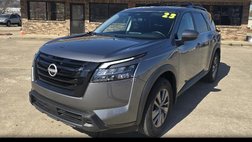 2023 Nissan Pathfinder SV