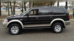 2002 Mitsubishi Montero Sport ES