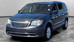 2016 Chrysler Town and Country Touring
