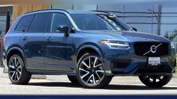 2023 Volvo XC90 Recharge T8 Ultimate Dark Theme