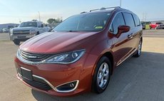 2018 Chrysler Pacifica Hybrid Touring L