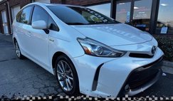 2017 Toyota Prius v Five