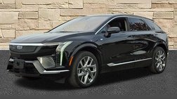 2025 Cadillac OPTIQ Luxury 2