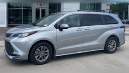 2021 Toyota Sienna XLE
