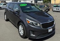 2015 Kia Sedona LX