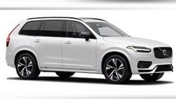 2023 Volvo XC90 Recharge T8 Plus Dark Theme