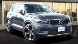 2021 Volvo XC40 T5 Momentum