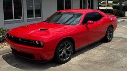 2017 Dodge Challenger SXT Plus