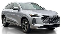 2025 Audi Q5 quattro Premium TFSI