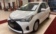 2015 Toyota Yaris 5-Door SE