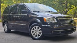 2016 Chrysler Town and Country Touring