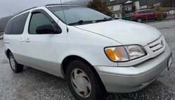 2000 Toyota Sienna XLE