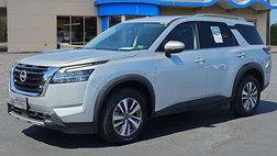2023 Nissan Pathfinder SL