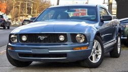 2005 Ford Mustang Deluxe