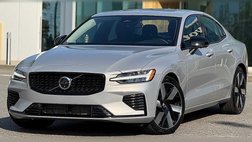 2023 Volvo S60 Recharge T8 Plus Dark Theme