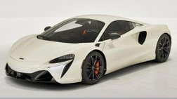 2023 McLaren Artura Base