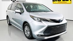 2021 Toyota Sienna XLE