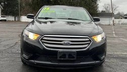 2016 Ford Taurus SE