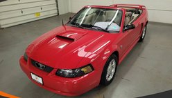 2004 Ford Mustang Deluxe