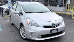 2013 Toyota Prius v Five
