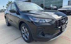 2025 Ford Escape Hybrid ST-Line