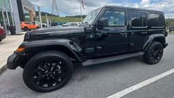 2025 Jeep Wrangler Sahara 4WD