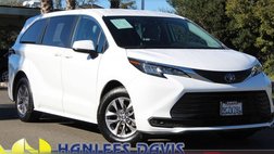 2022 Toyota Sienna LE 8-Passenger