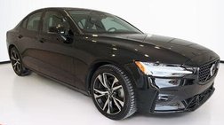 2024 Volvo S60 B5 Core Dark Theme