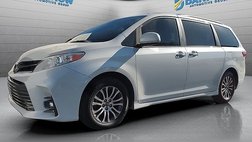 2020 Toyota Sienna XLE