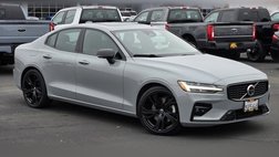 2024 Volvo S60 B5 Plus Dark Theme