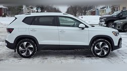 2025 Volkswagen Taos SE 4Motion