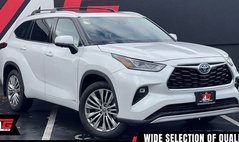 2024 Toyota Highlander Hybrid Platinum