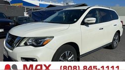 2017 Nissan Pathfinder SV