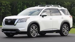2023 Nissan Pathfinder Platinum