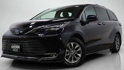 2022 Toyota Sienna XLE