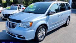 2016 Chrysler Town and Country Touring-L