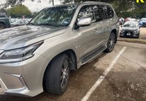 2021 Lexus LX 570 Two-Row