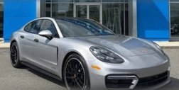 2022 Porsche Panamera GTS