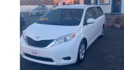 2014 Toyota Sienna LE