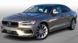 2020 Volvo S60 T5 Momentum