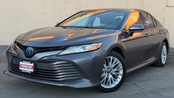 2020 Toyota Camry Hybrid XLE