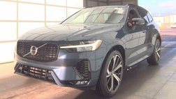 2024 Volvo XC60 B5 Ultimate Dark Theme