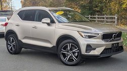 2024 Volvo XC40 B5 Core