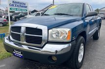 2005 Dodge Dakota SLT